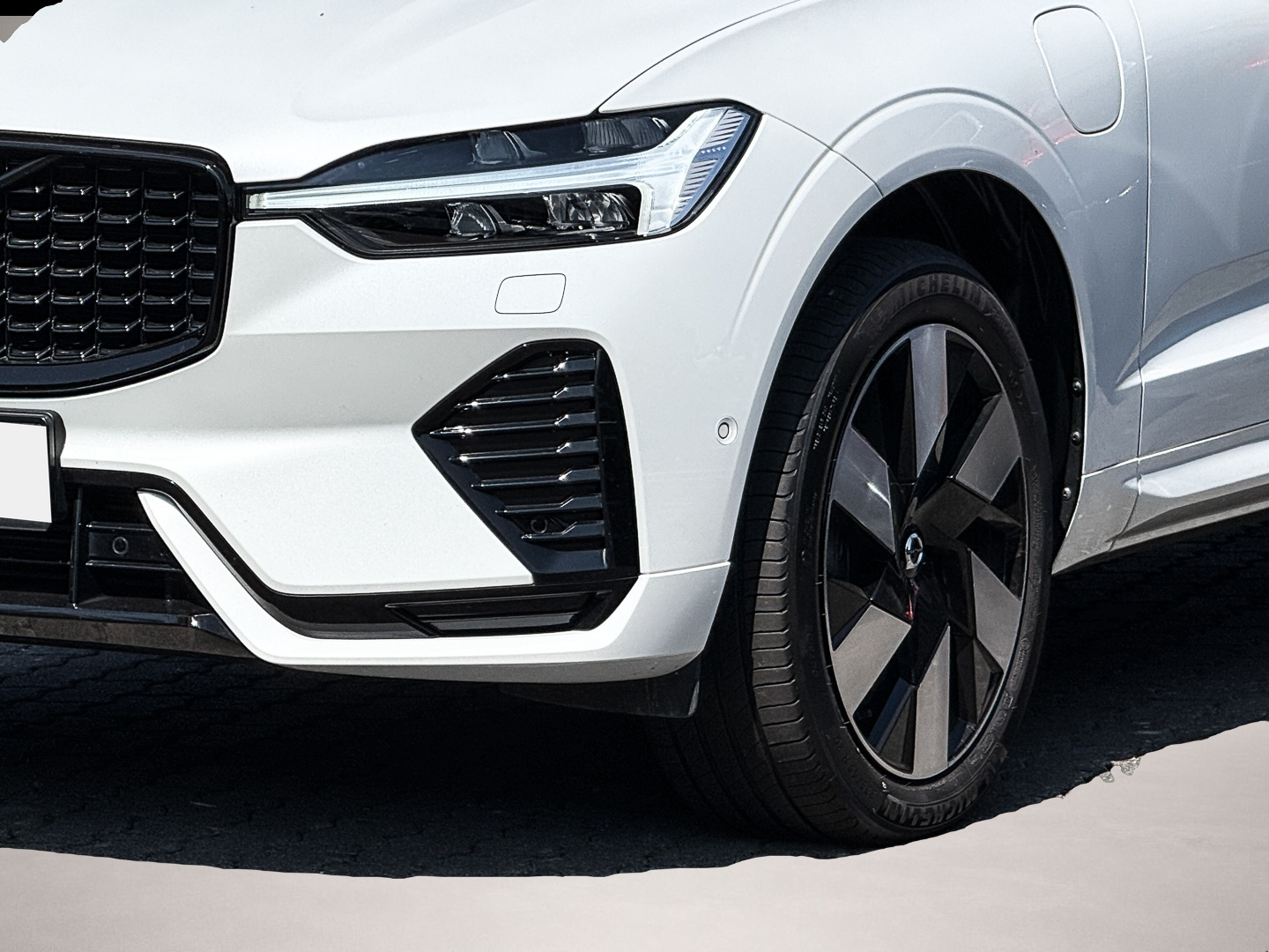 Bild 3 Volvo XC60 R Design Recharge Plug-In Hybrid AWD StandH