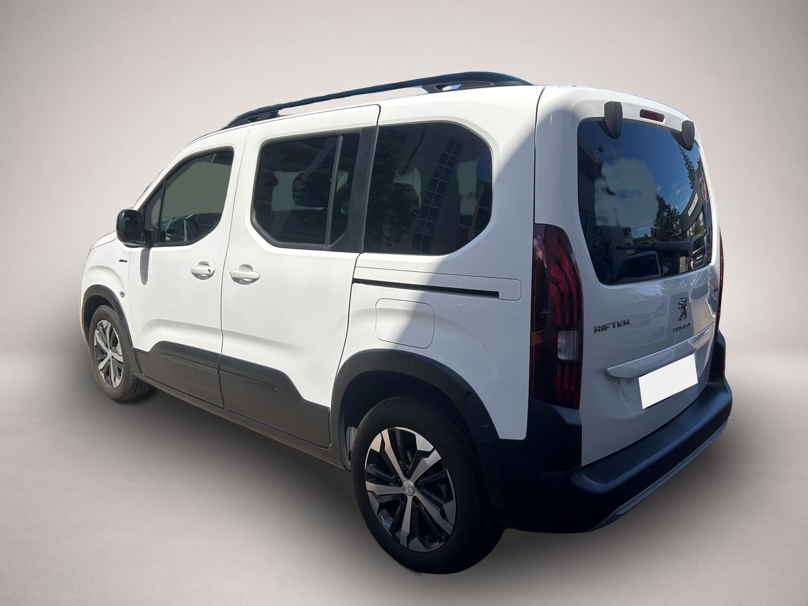 Bild 4 Peugeot Rifter 1.5HDI GT-Line L1 Navi SHZ Assist