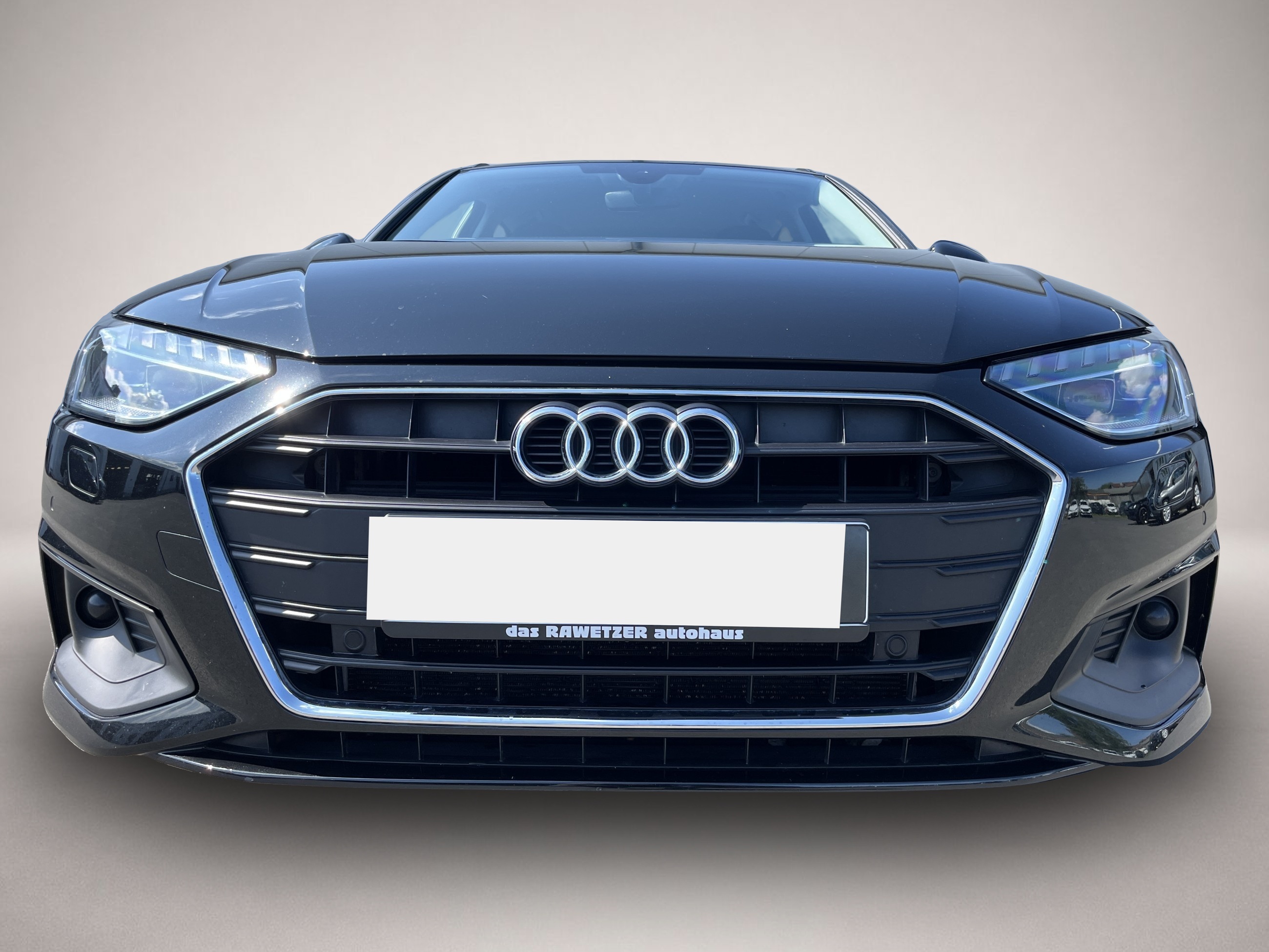 Fotografie des Audi A4 Avant 35 2.0 TDI S tronic AHK Navi ACC LED PD