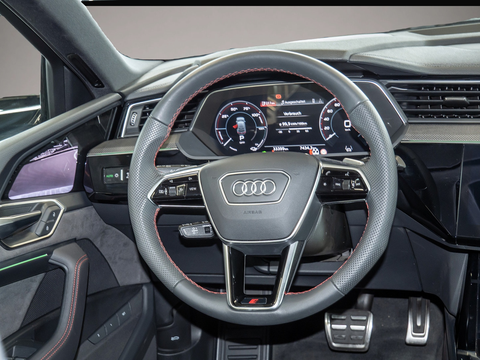 Bild 6 Audi Q8 e-tron