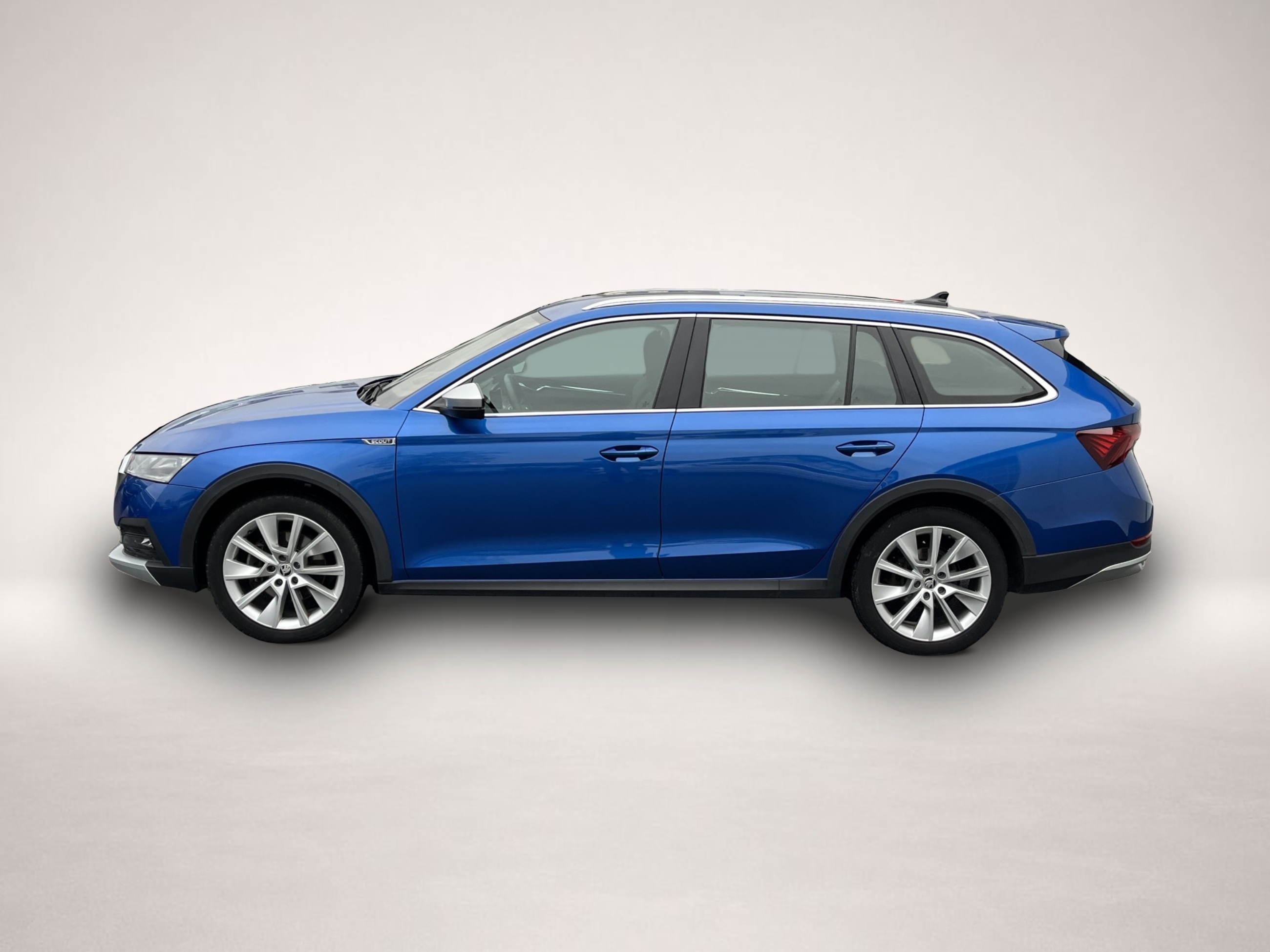 Bild 1 Skoda Octavia Combi 2.0 TDI DSG 4x4 Scout 181¤ m.20% A