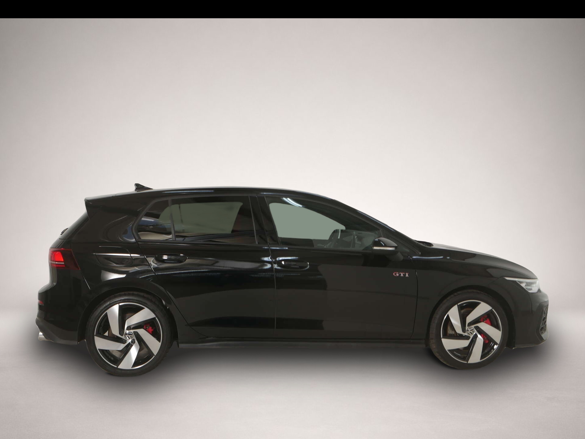 Bild 3 Volkswagen Golf 2.0 TSI GTI Black Style