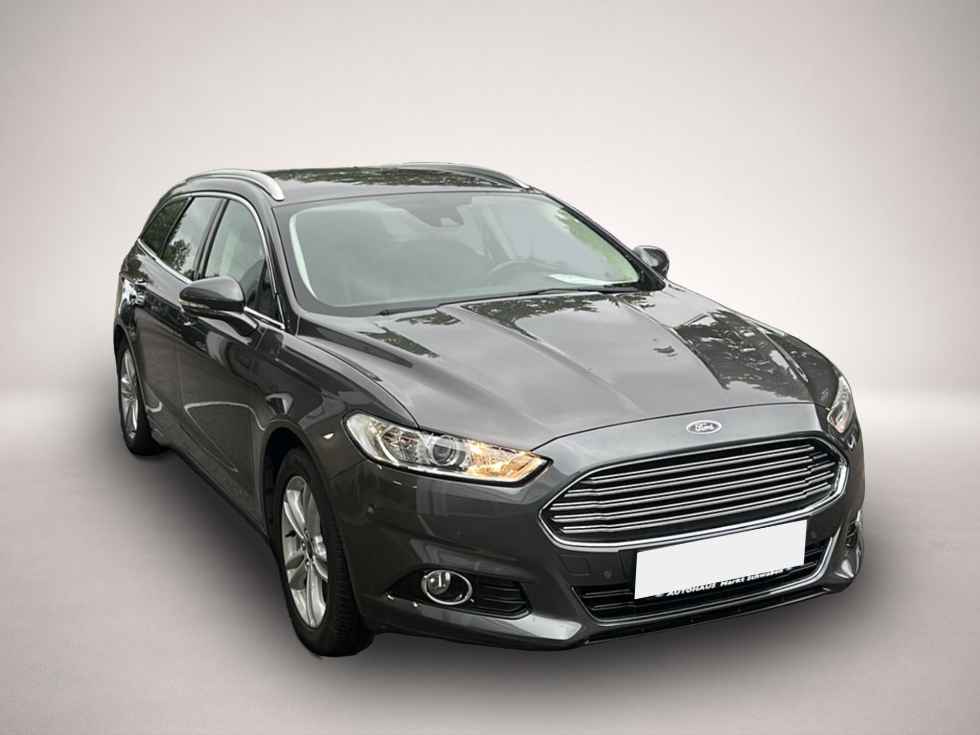 Bild 4 Ford Mondeo Titanium Bluetooth Navi Klima Einparkhilf