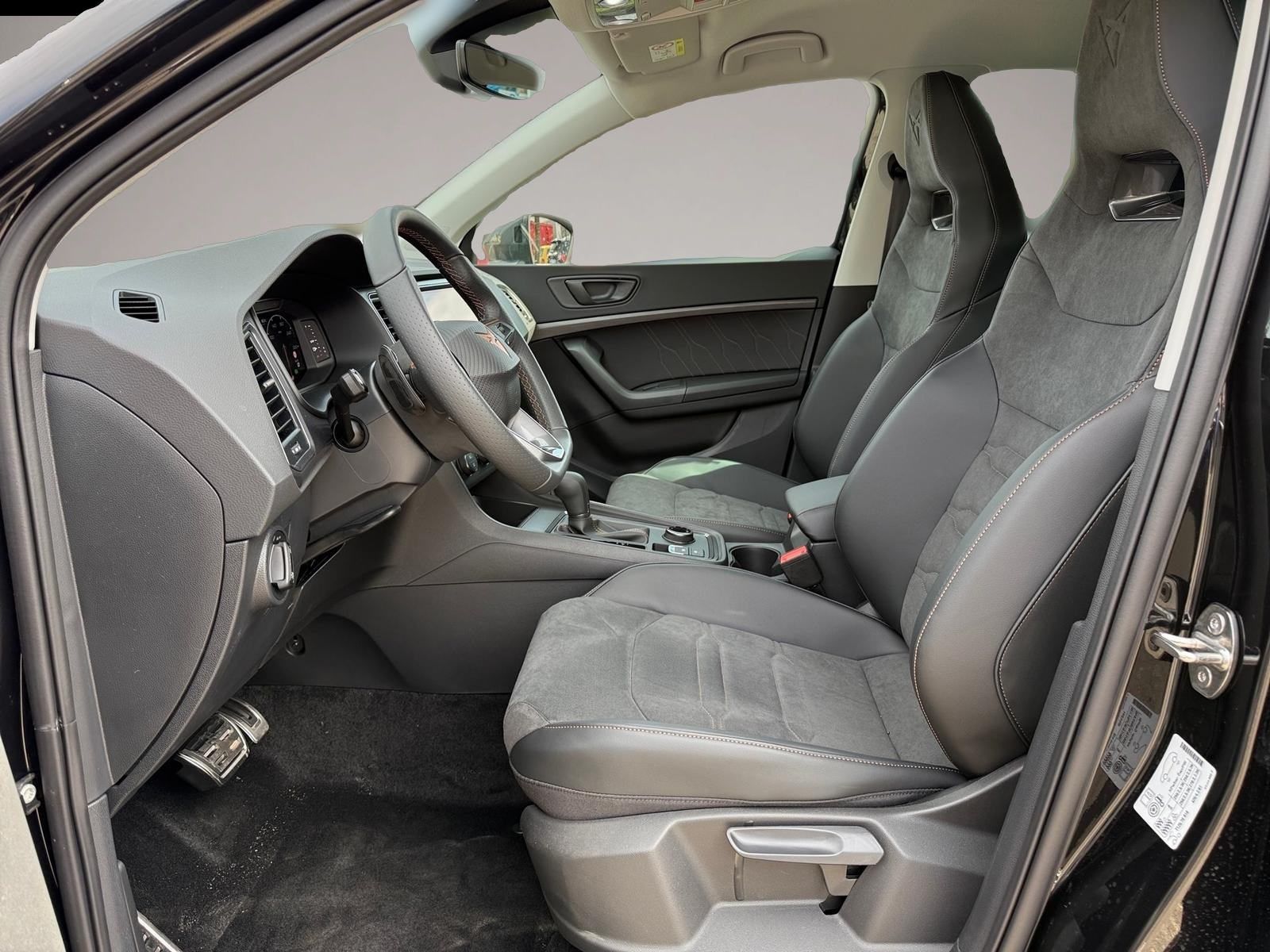 Bild 2 Cupra Ateca 2.0 TSI DSG 4Drive NAVI ACC AHK LED Kamera