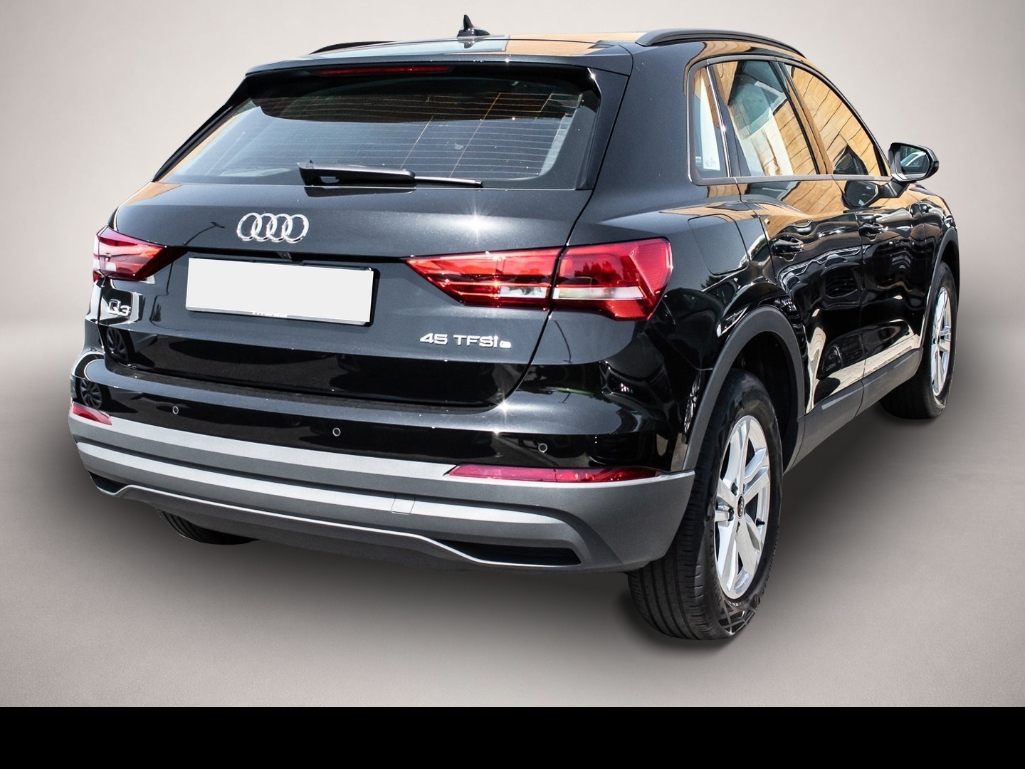 Bild 4 Audi Q3 45 TFSIe S-tronic Virtuell Navi Plus