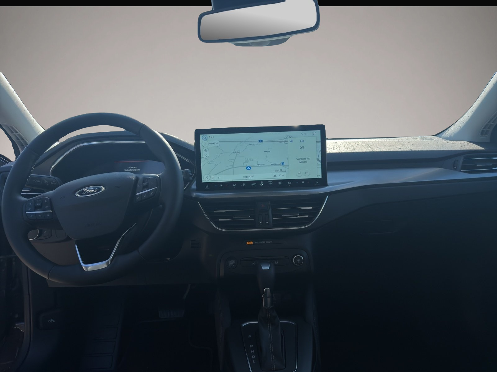 Bild 8 Ford Focus Titanium X ACC+LED+Navi+Pano