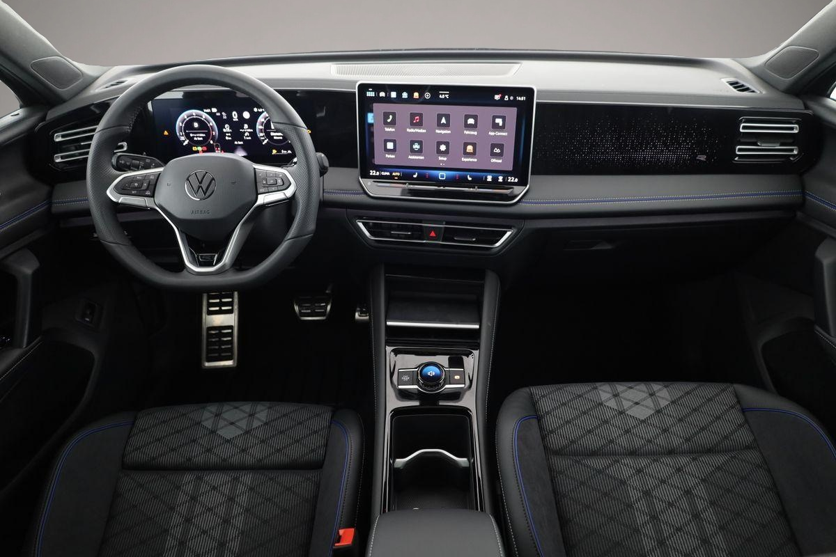 Volkswagen Tiguan Tiguan TSI DSG 4M R-LINE Black, Pano, AHK, IQ.Li - Thumbnail 5