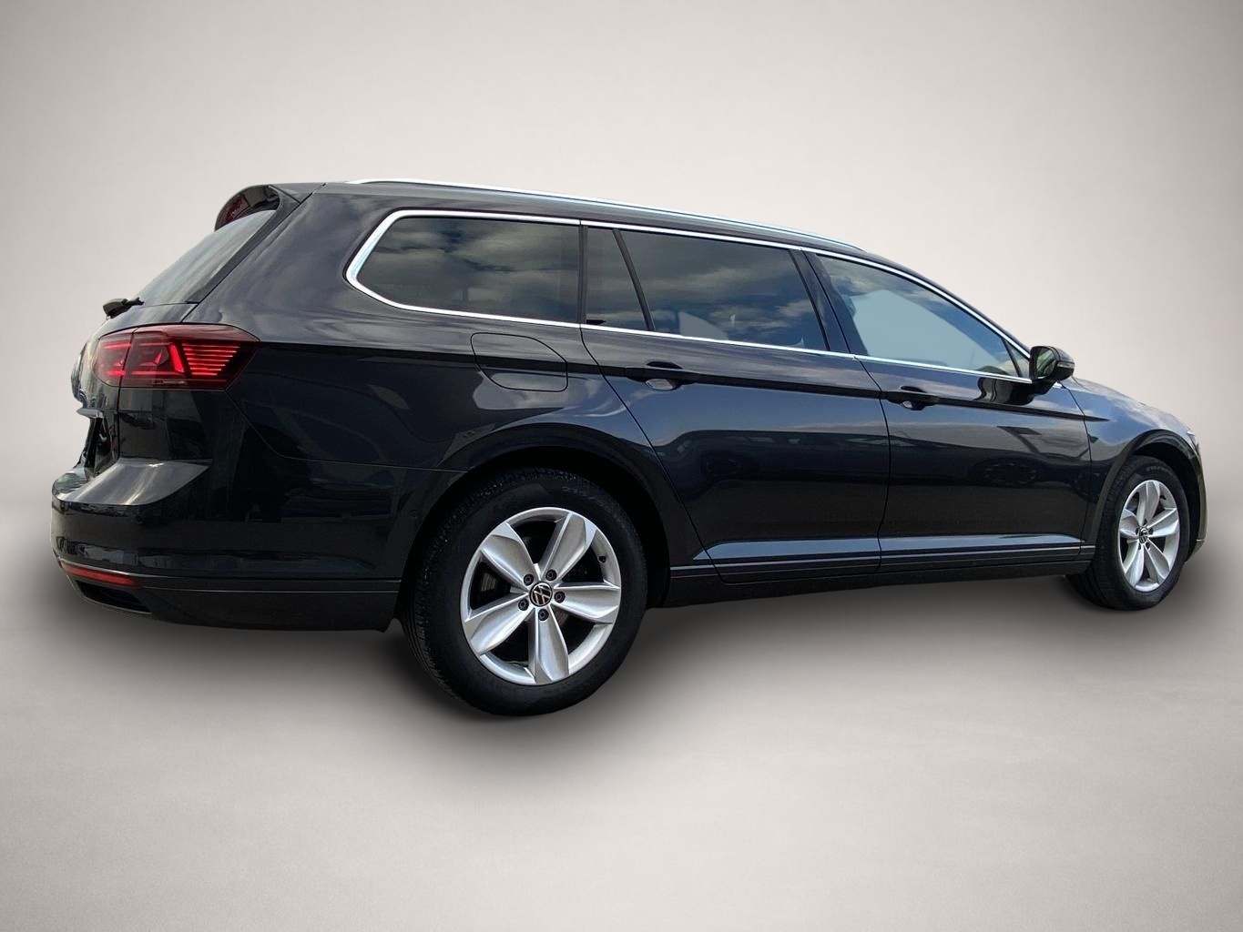 Bild 4 Volkswagen Passat Variant 2.0 TDI DSG BUSINESS 4-MOTION AHK