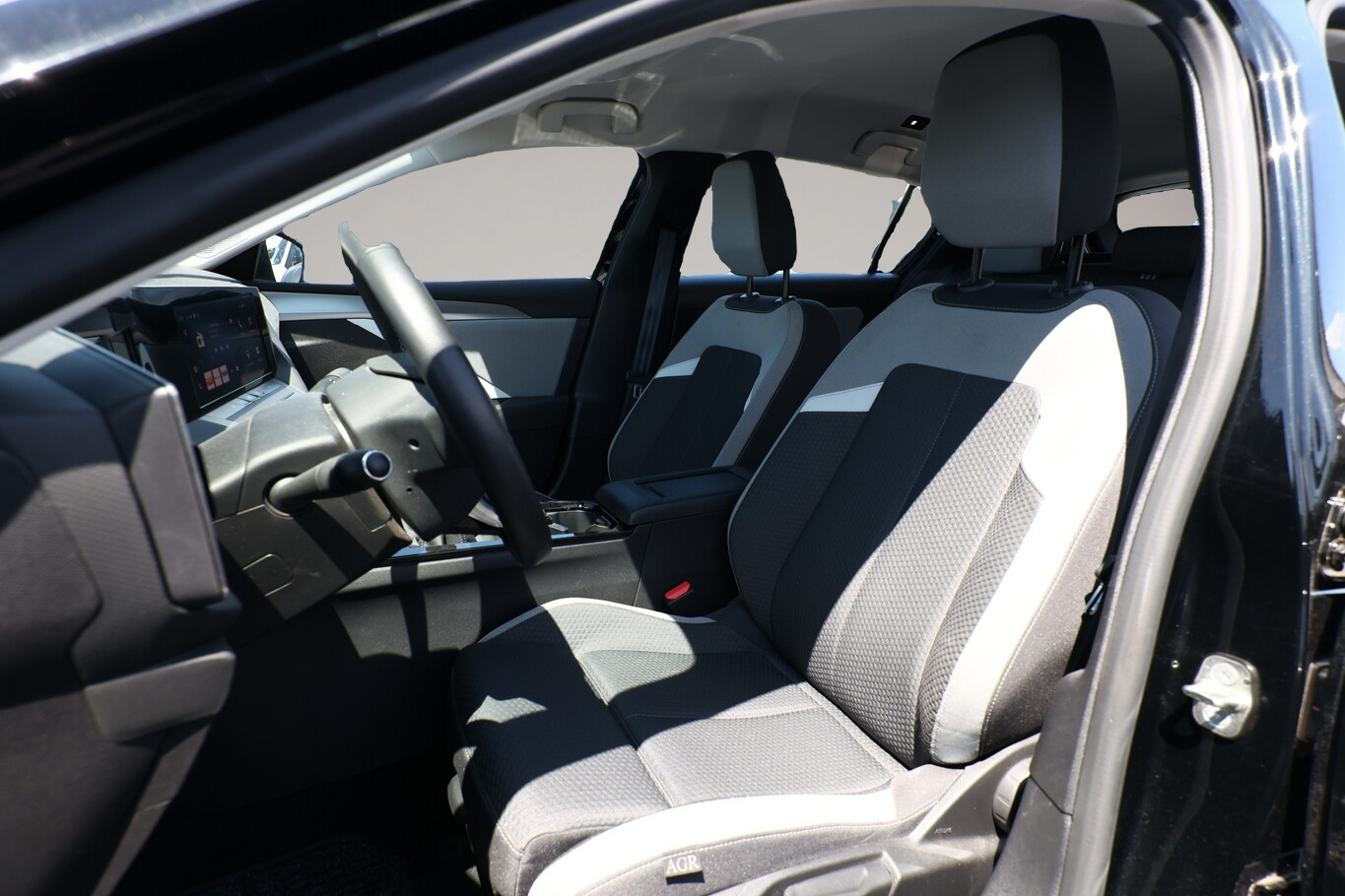 Bild 5 Opel Astra L 1.2 Turbo 110 Enjoy LED Nav AHK SHZ Kam