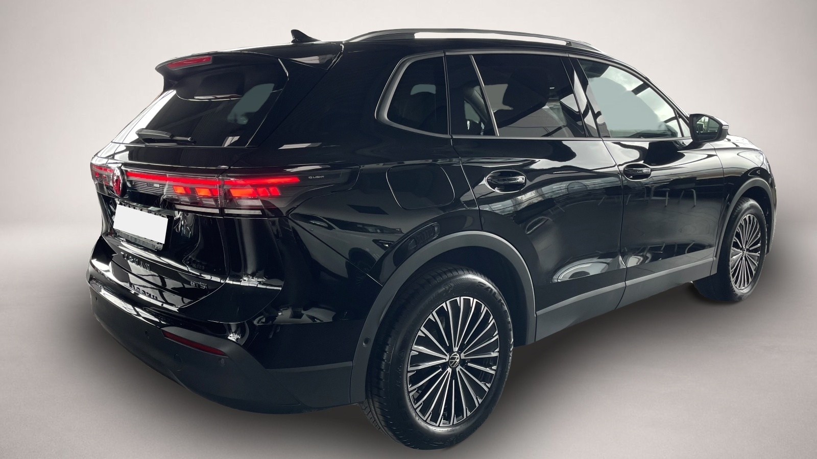 Bild 4 Volkswagen Tiguan 1.5 Prime el. AHK Navi Kamera IQ-Light Am