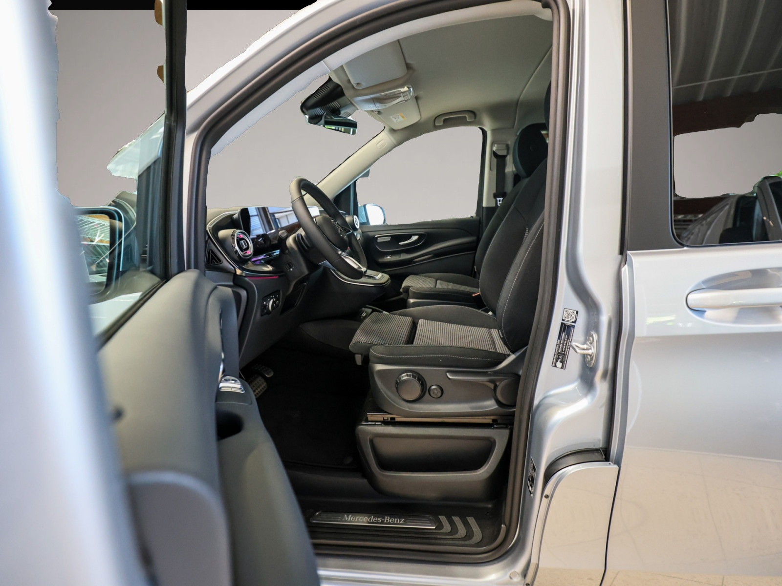 Bild 5 Mercedes-Benz V 220