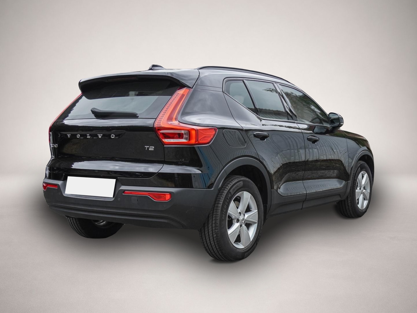 Bild 2 Volvo XC40 Momentum Core 2WD T2 EU6d Navi Digitales Co