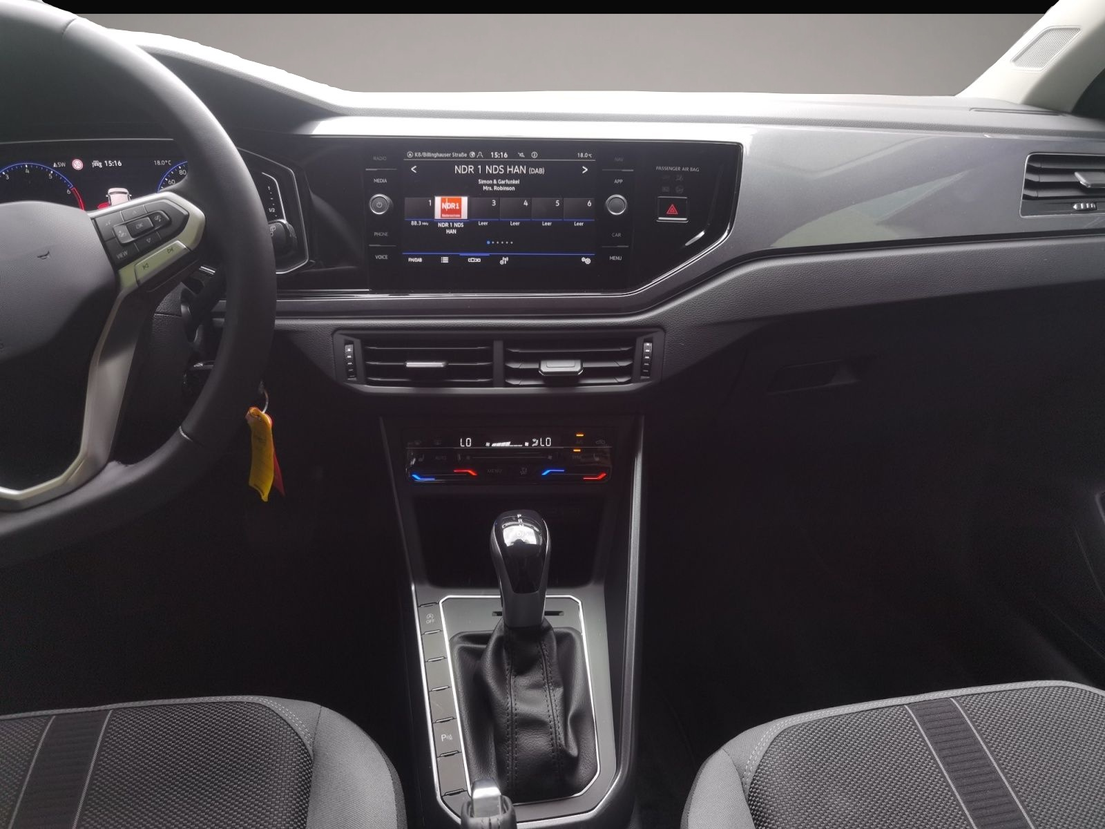 Bild 7 Volkswagen Polo VI 1.0 TSI DSG Style *LED*Navi*Kamera*+3J.