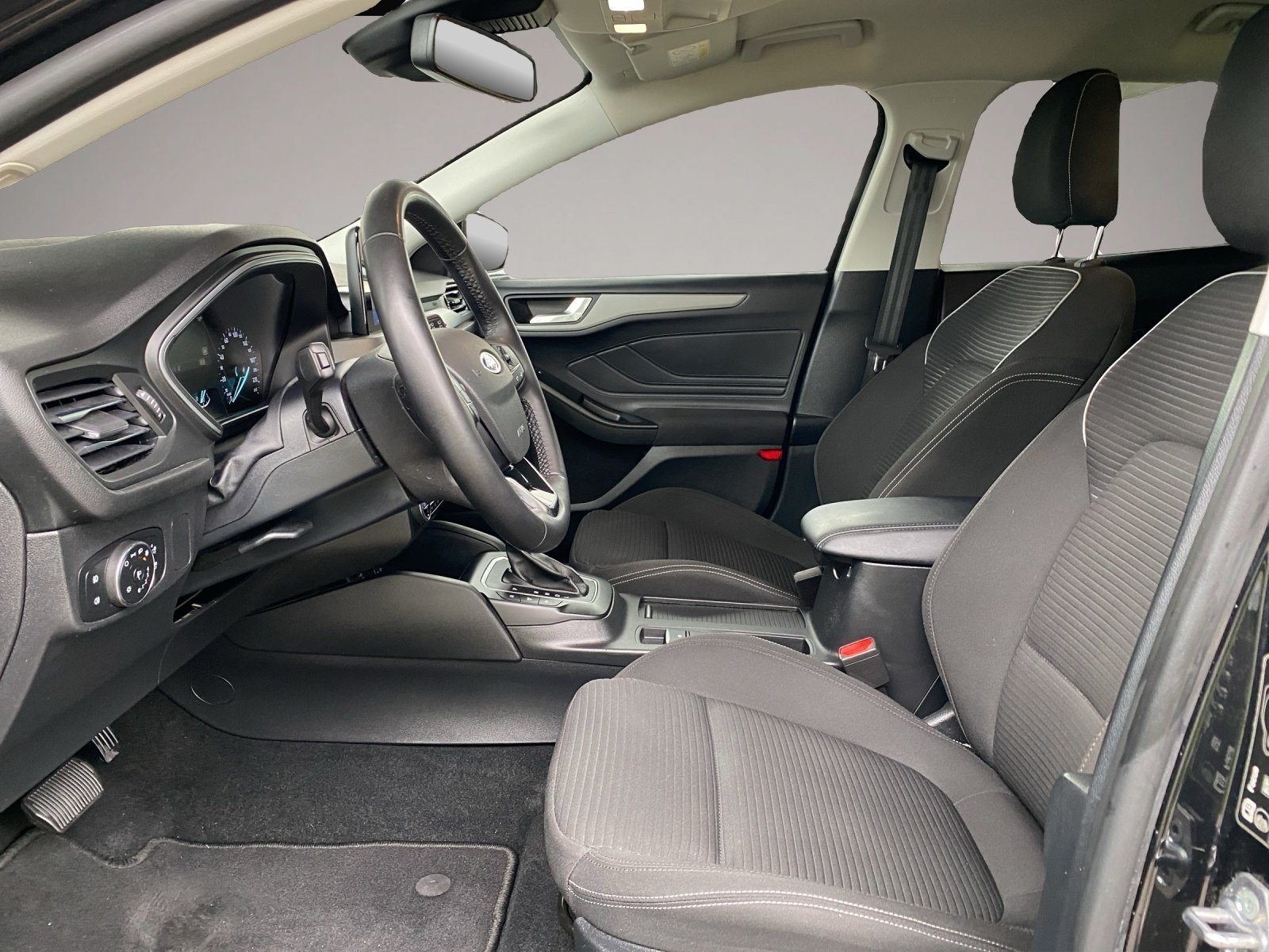 Bild 7 Ford Focus Turnier 1.0 EcoBoost Titanium ACC+LED+Navi