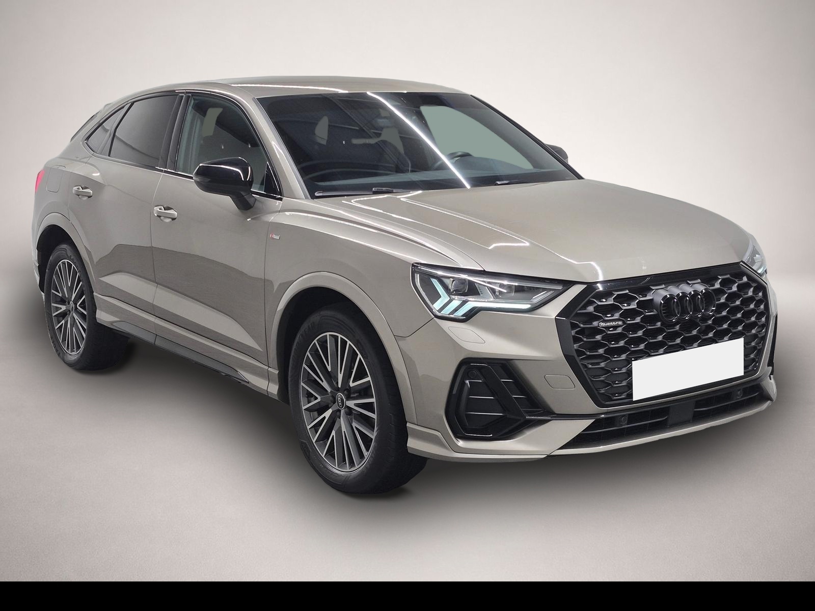 Bild 6 Audi quattro Q3 Sportback quattro S-Line Matrix/Stdhzg/Sonos