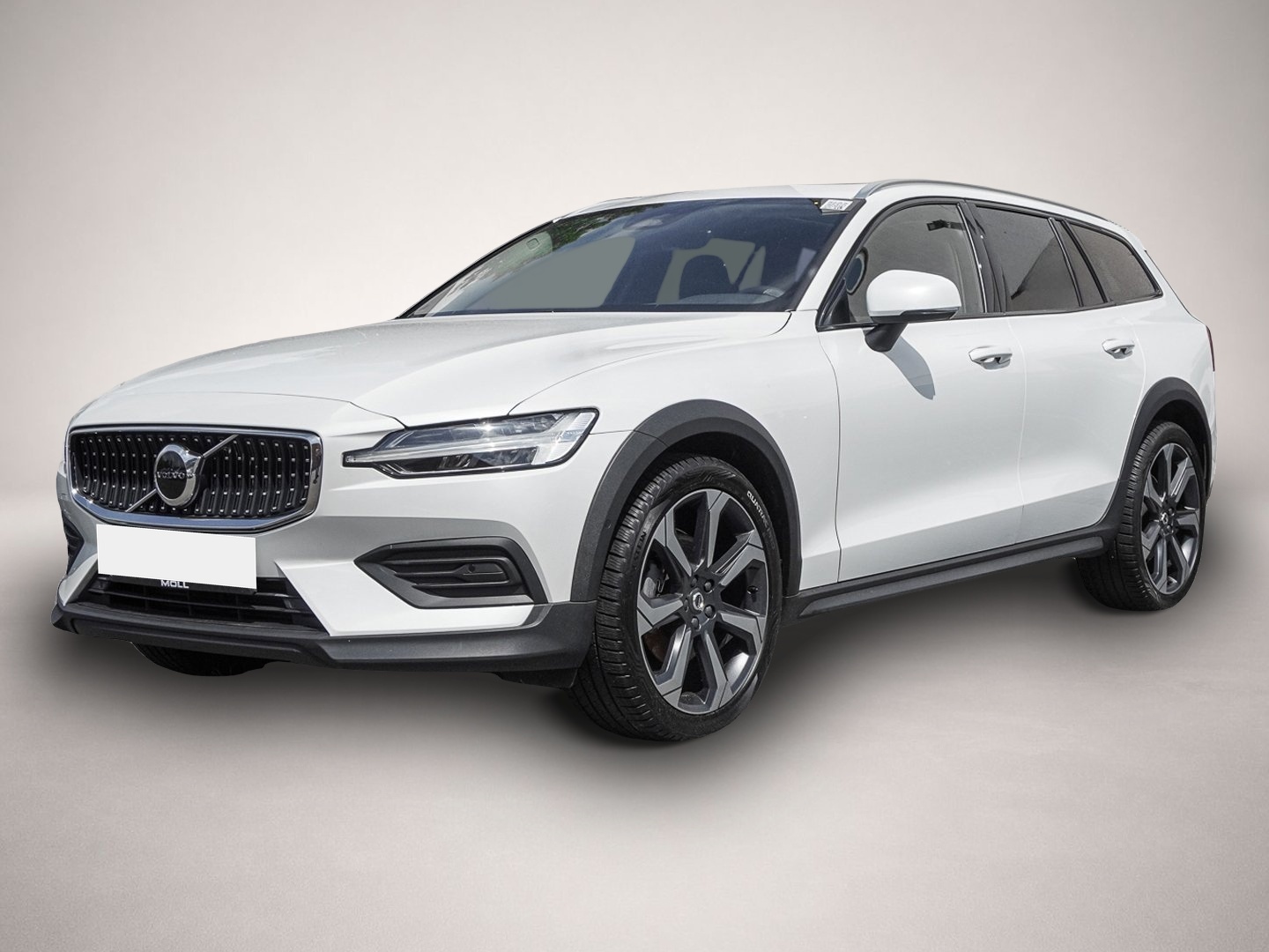 Fotografie Volvo V60 Cross Country B4 AWD Plus LED