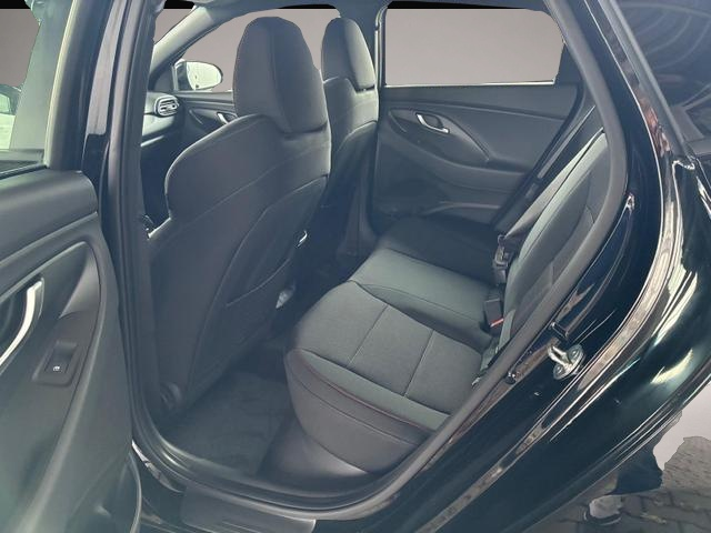 Bild 5 Hyundai i30 N-Line Fastback DCT 1.5 T-GDI mHev / Navi /.