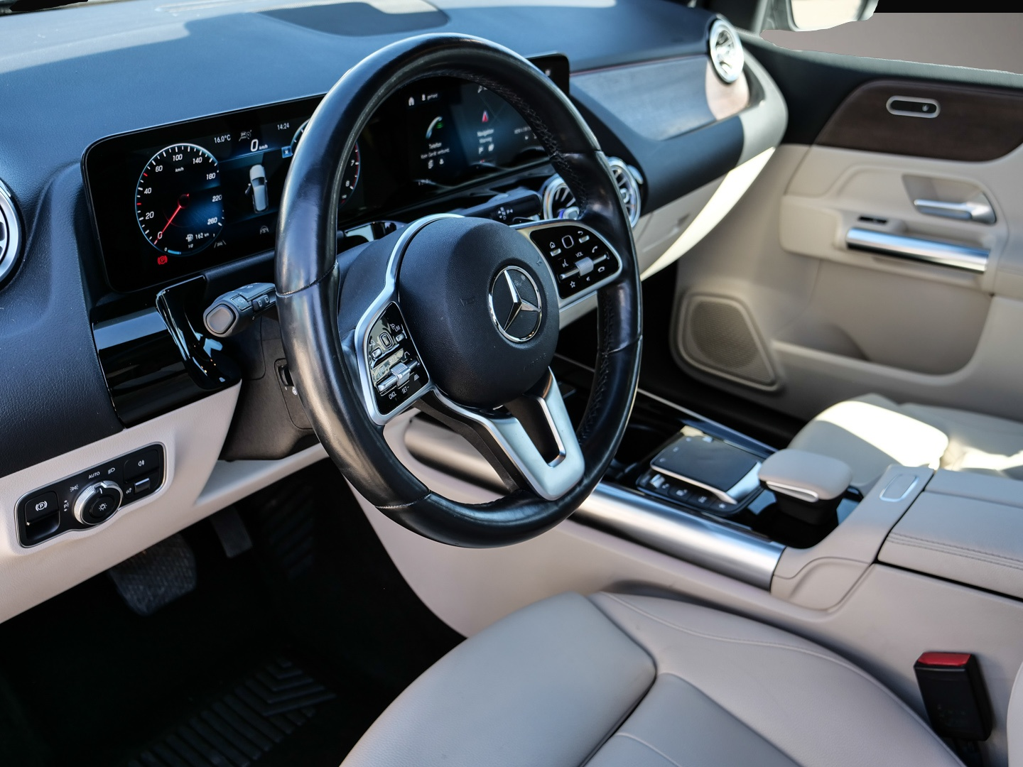 Bild 3 Mercedes-Benz B 200 El. Panodach Navi Digitales Cockpit LED Bl