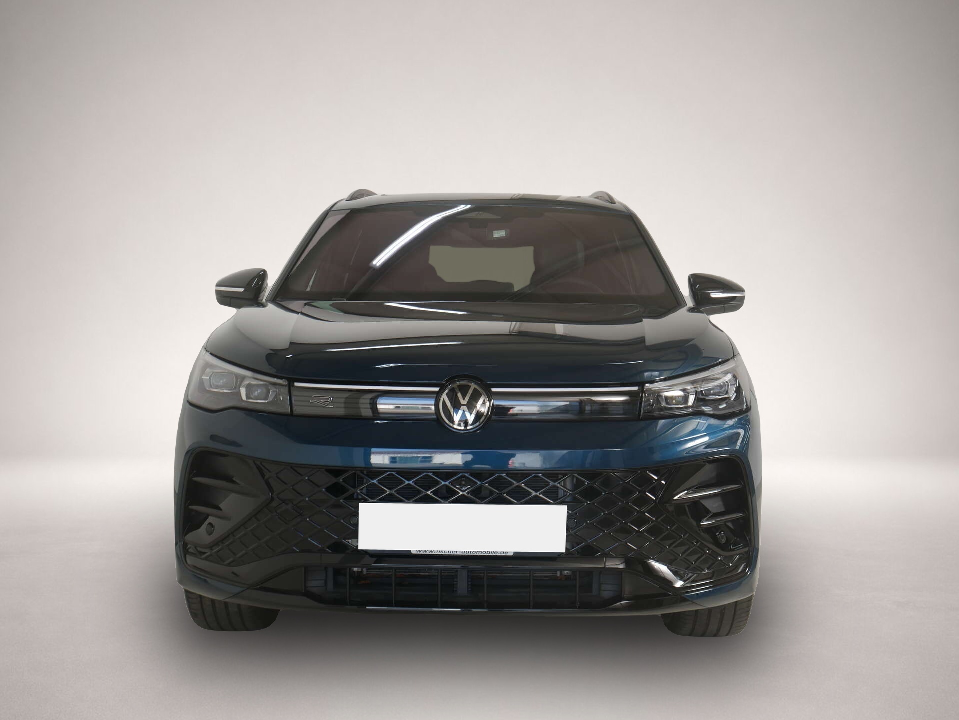 Bild 2 Volkswagen Tiguan 1.5 eHybrid R-Line Black Style