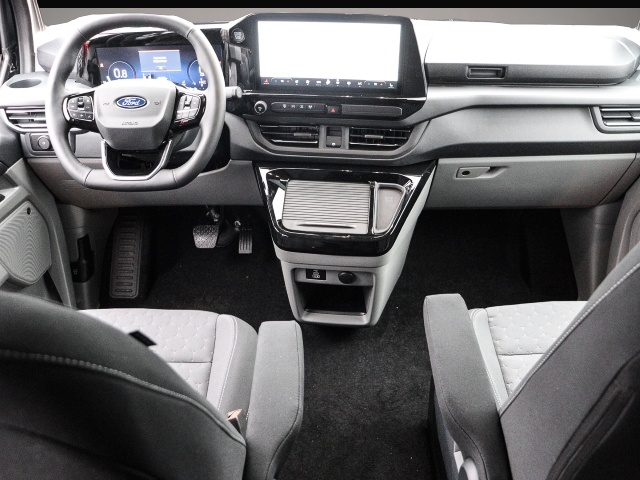 Bild 4 Ford Tourneo Custom Titanium L1 170PS Auto. B&O Techn