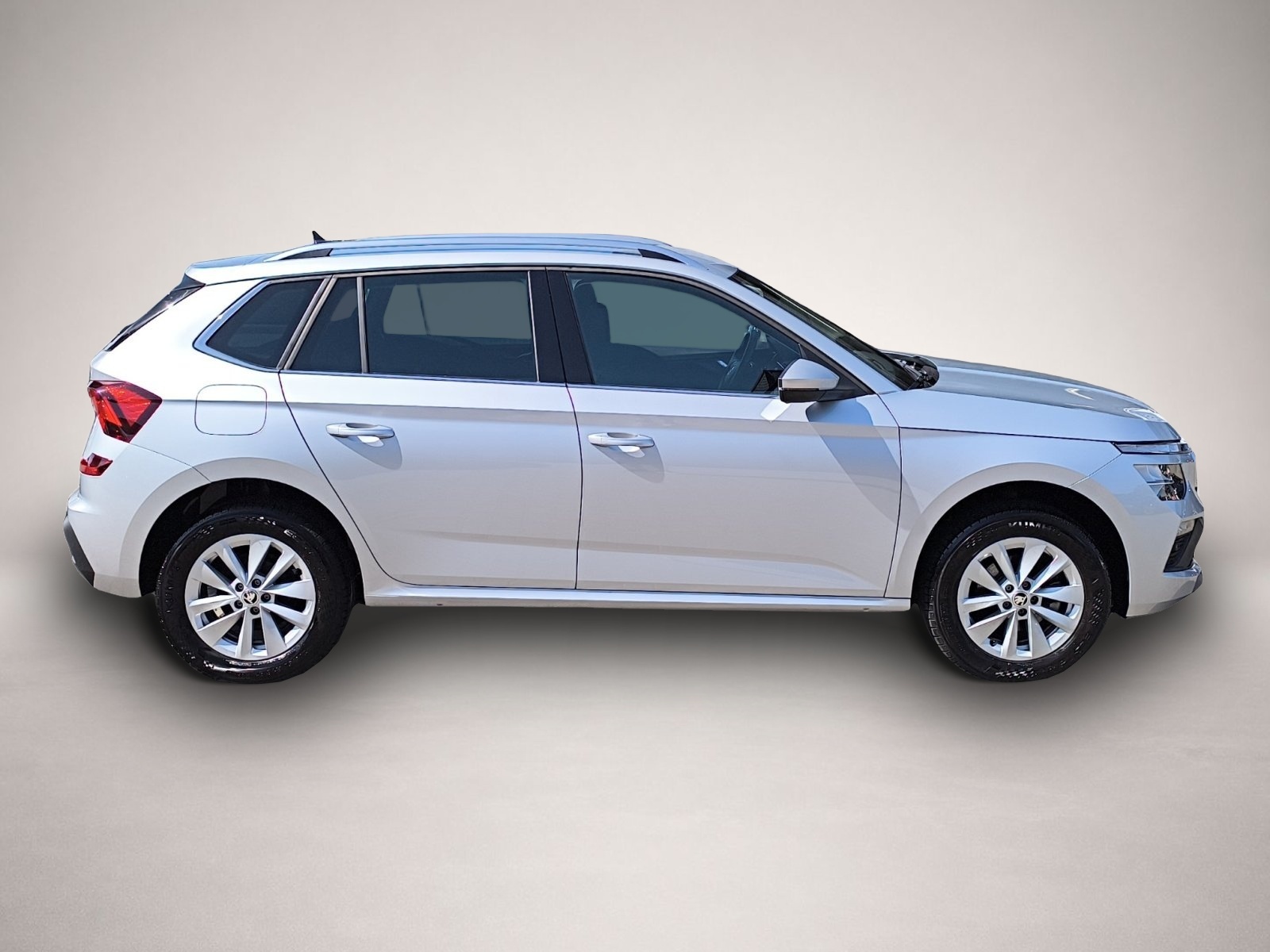 Fotografie des Skoda Kamiq 1.0 TSI DSG Selection LED RFK PDC