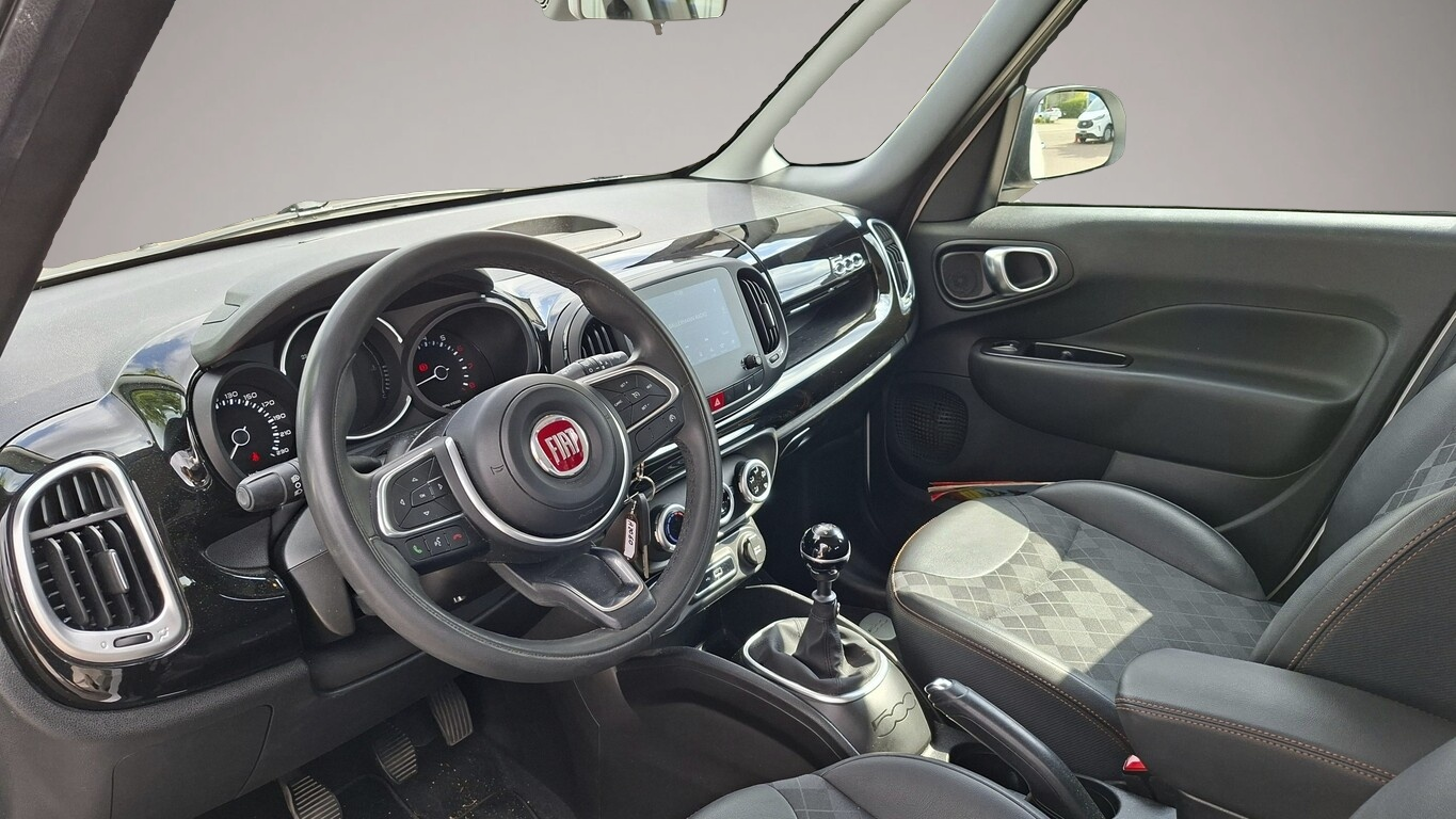 Fotografie 5 des Fiat 500L 1.4 16V 95 120th CarPlay PDC DAB Klima 16Z