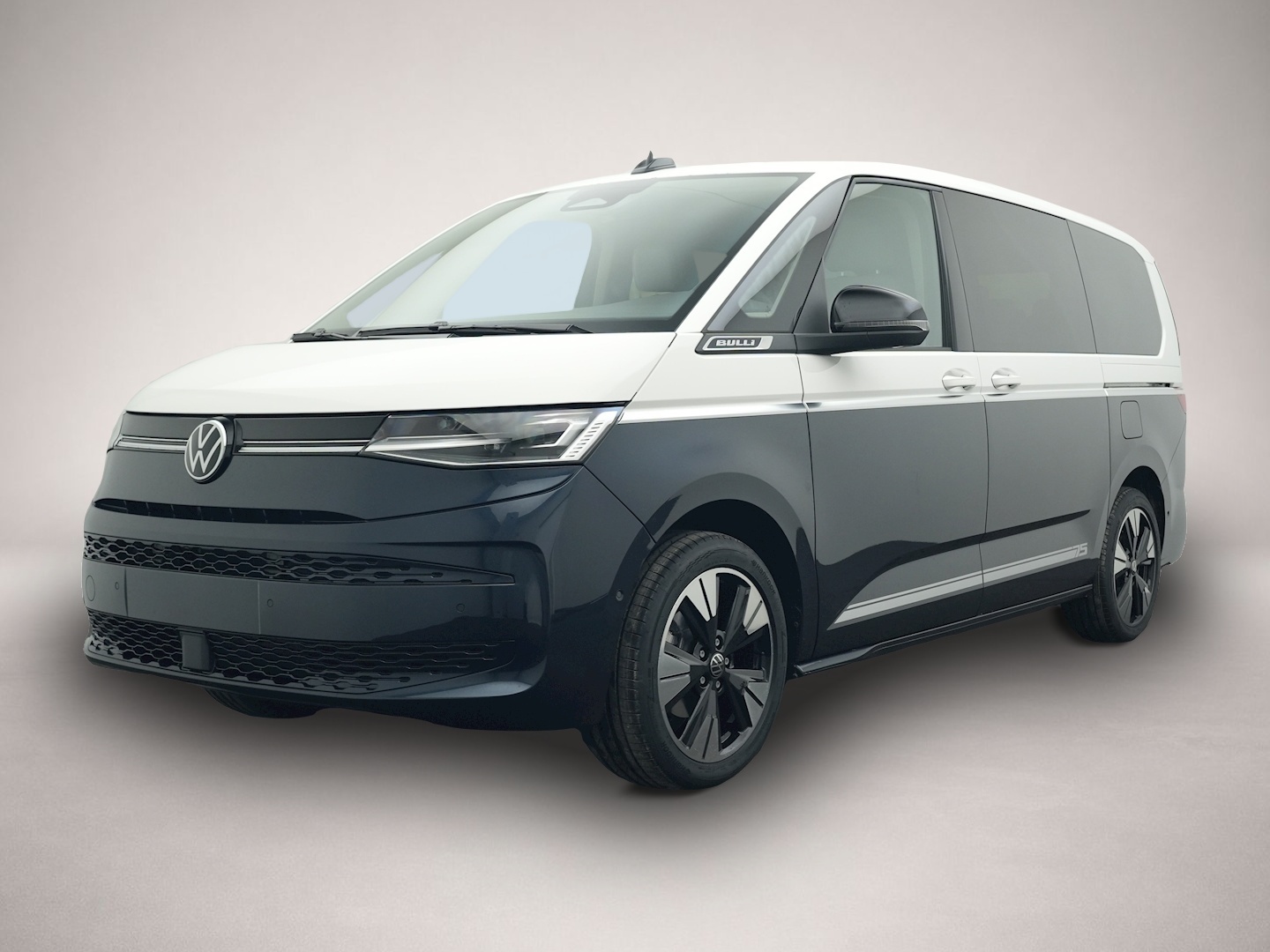 Bild 1 Volkswagen T7 Multivan 75 Jahre BULLI LÜ 5-J-GAR ALU 19 NAV