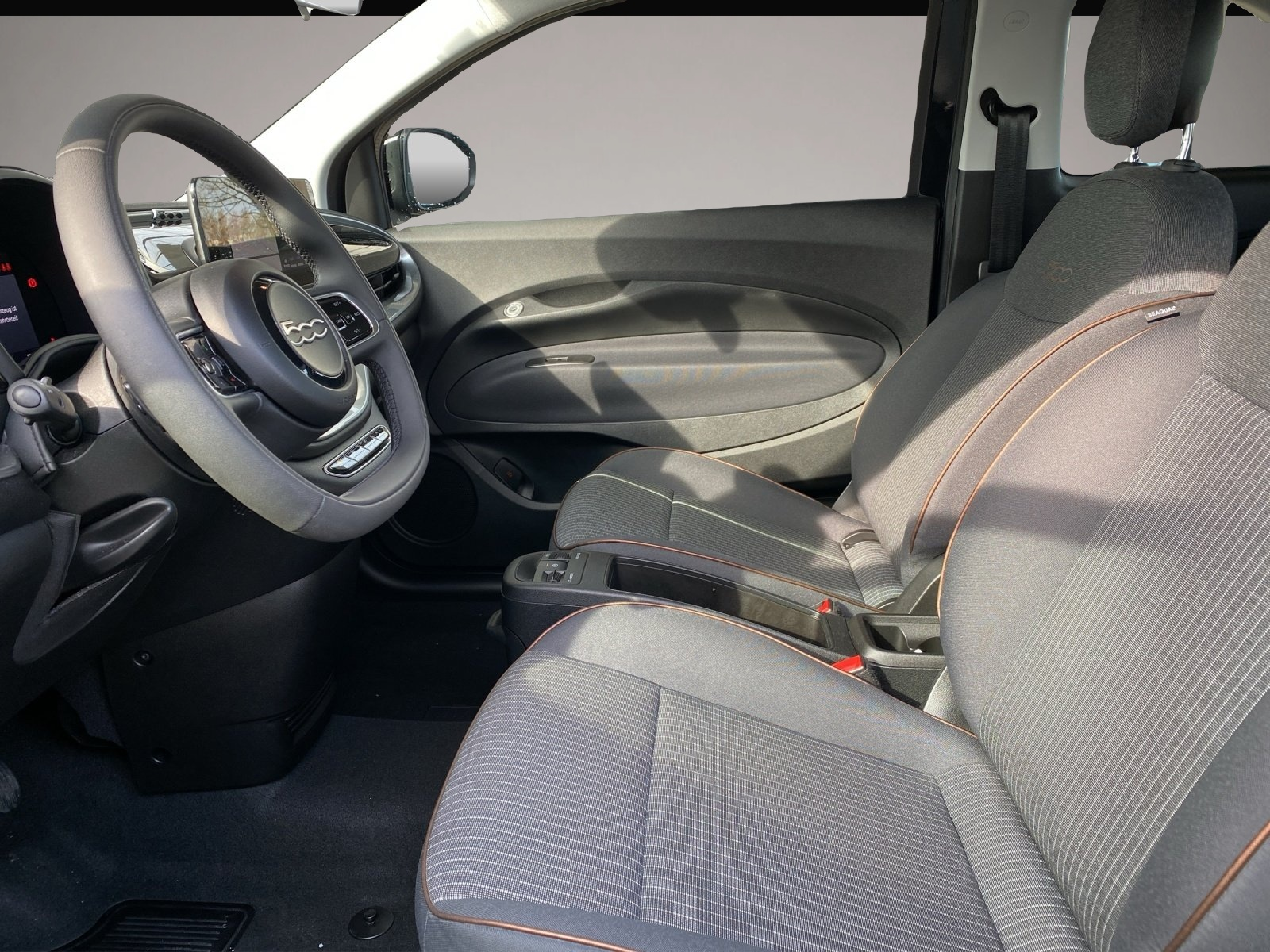 Bild 6 Fiat 500 e Icon Navi+KeyLess+KlimaA+LM+AUT+SpurH