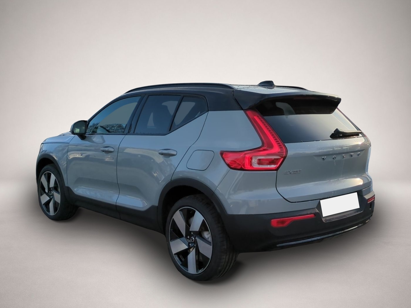 Bild 4 Volvo EX40 Plus Extended Range AHK