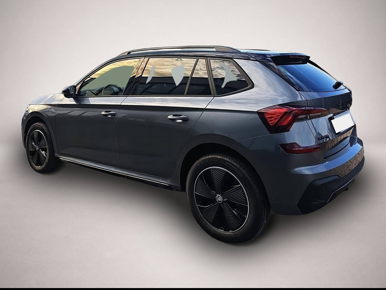 Fotografie 5 des Skoda Kamiq 1.5 TSI DSG Monte Carlo Matrix Navi AHK