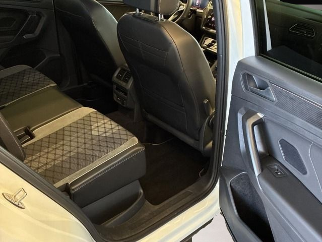 Bild 6 Volkswagen Tiguan Allspace 2.0 TDI 4M DSG R-Line IQ.Light/A
