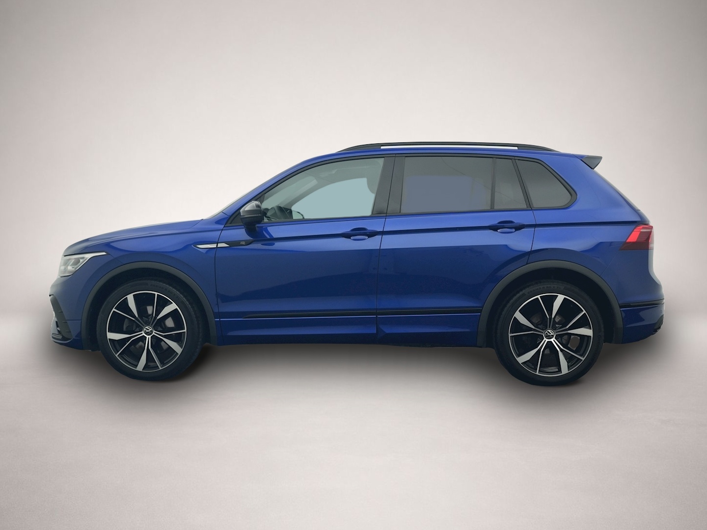 Fotografie des Volkswagen Tiguan 2.0 TSI DSG 4Mo. R-Line BLACK-STYLE AHK E