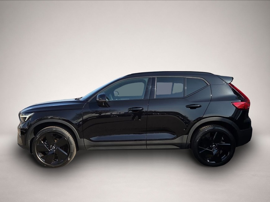 Bild 2 Volvo XC40 B3 B DKG Plus Black Edition Pano*Bussines