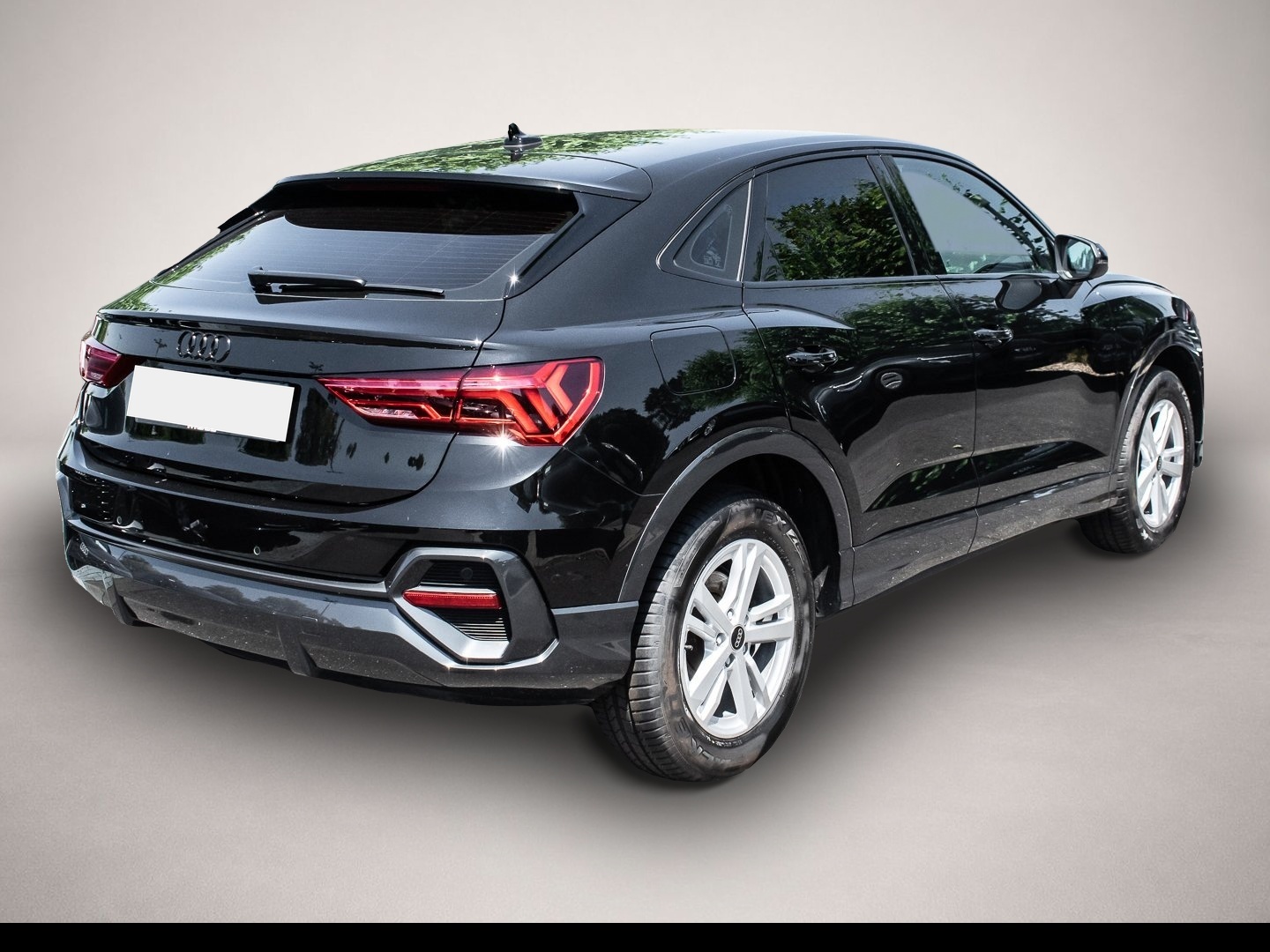 Bild 3 Audi Q3 Sportback 35 TFSI S-tronic LED Virtuell Navi