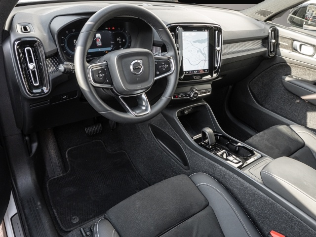 Bild 4 Volvo XC40 Plus Dark 2WD Digitales Cockpit Memory Sitz