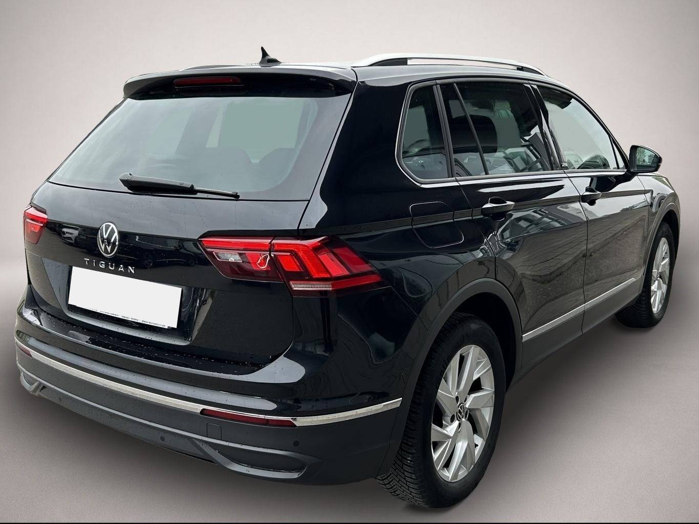 Bild 5 Volkswagen Tiguan 1.5 TSI LIFE 18"+IQ-DRIVE+ASSISTENZPAKET+