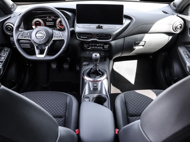 Bild 4 Nissan Juke N-Connecta 1.0 DIG-T 114PS 6MT Winterpaket