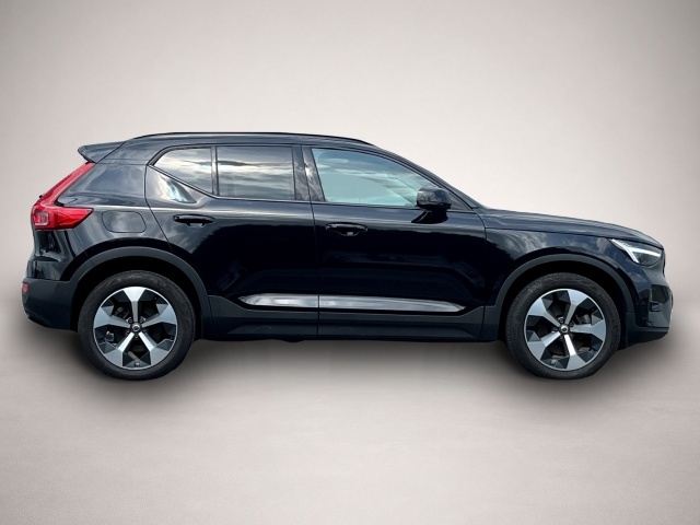 Bild 2 Volvo XC40 B4 Ultra Dark ACC/AHK/H&K/360°/BLIS/S-Dach