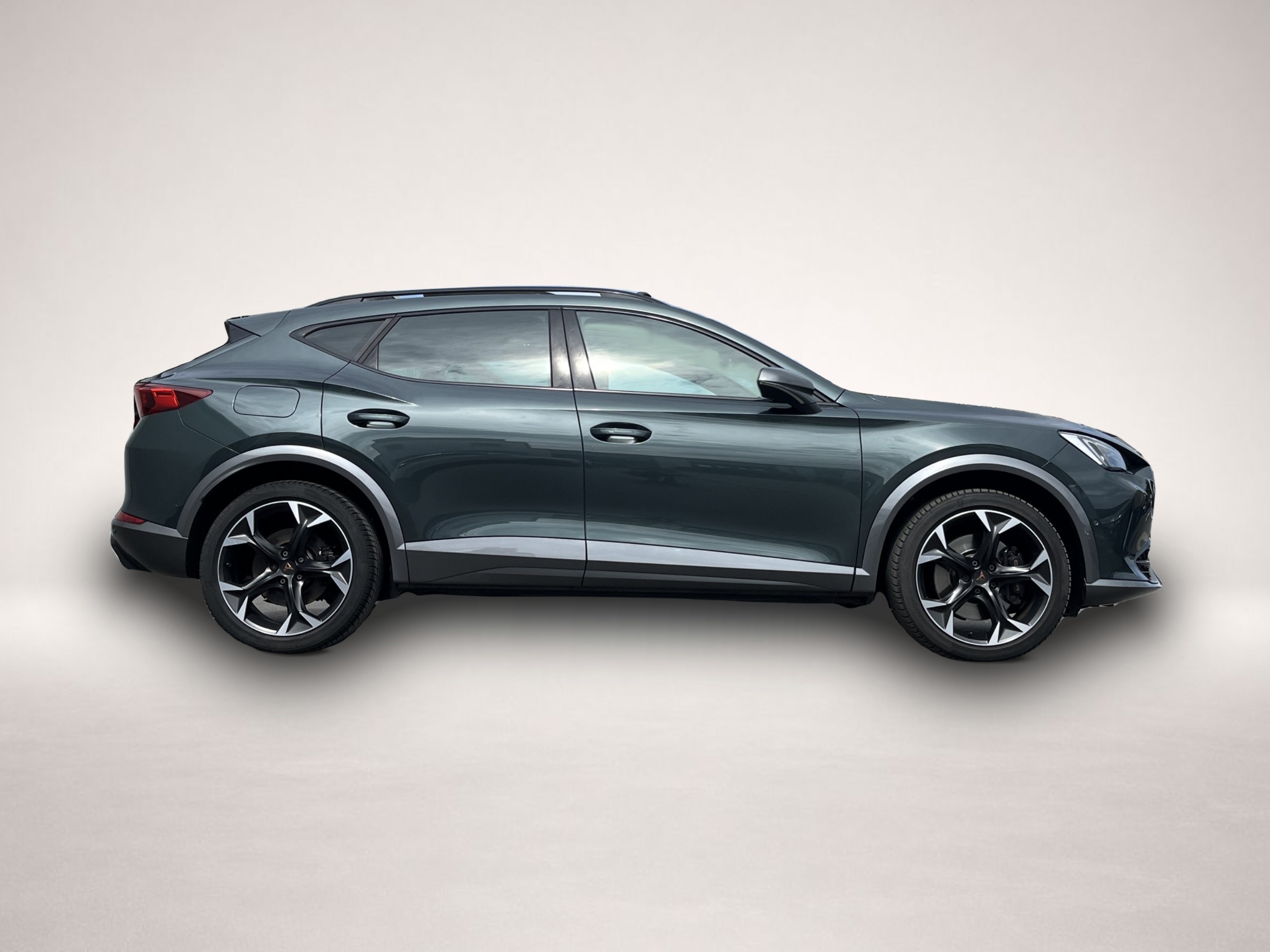 Bild 3 Cupra Formentor 2.0 TSI DSG VZ AHK PANO Navi LR-HZG RF