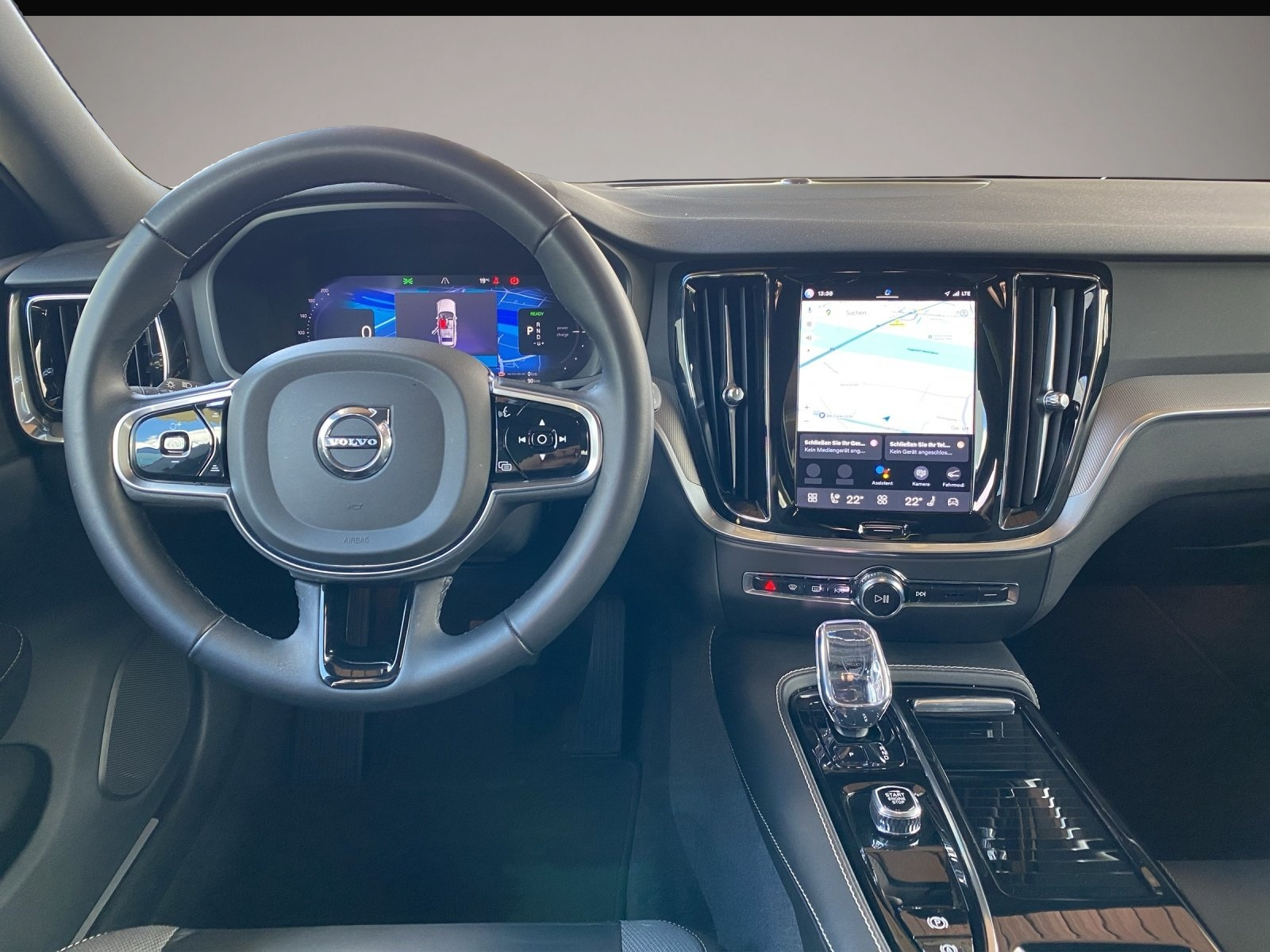 Bild 8 Volvo V60 Kombi T8 Plus Dark Recharge WiPa*LED*Navi*DA
