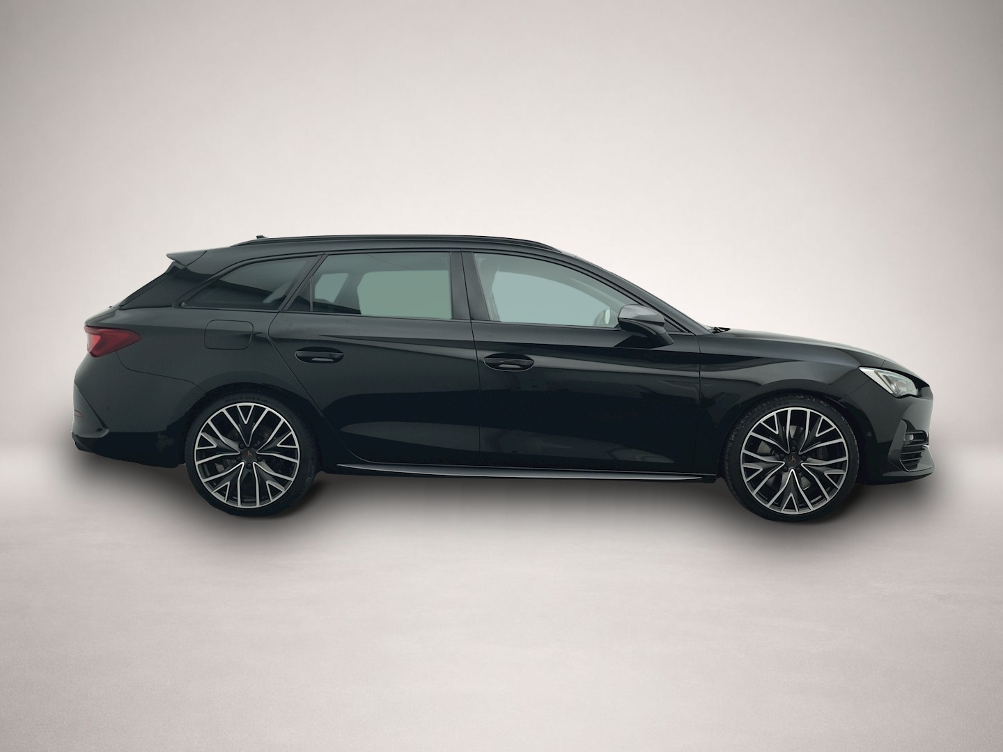 Fotografie 6 des Cupra Leon Sportstourer 2.0 TSI DSG 4Dr. VZ AHK NAVI L