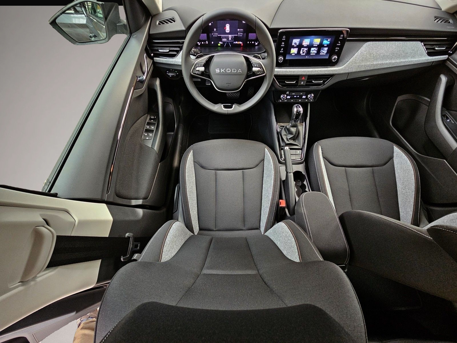 Bild 3 Skoda Kamiq 1,0 TSI 130 Jahre + el.AHK Kamera AppleCP