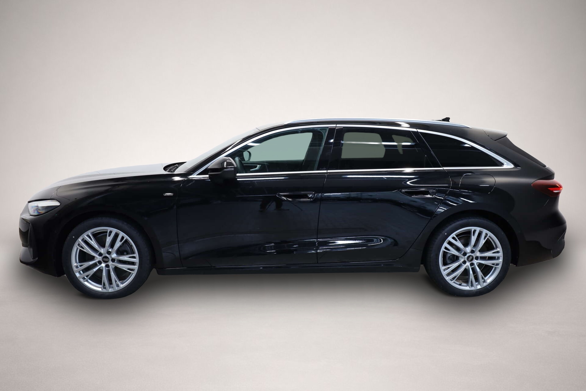 Bild 4 Audi quattro A5 Avant e-hybrid quattro
