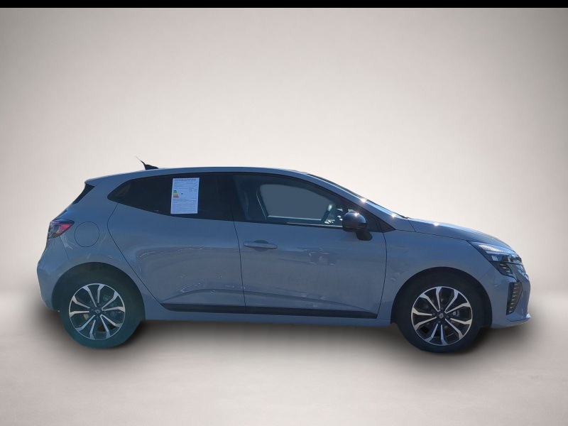Fotografie 2 des Renault Clio TCe 90 Techno Winterpaket+RFK