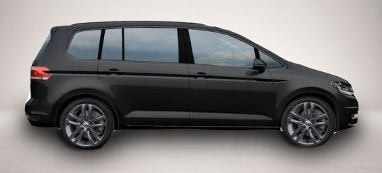 Fotografie 2 des Volkswagen Touran 2.0 TDI DSG7 110kW R-Line Highline EXTRA