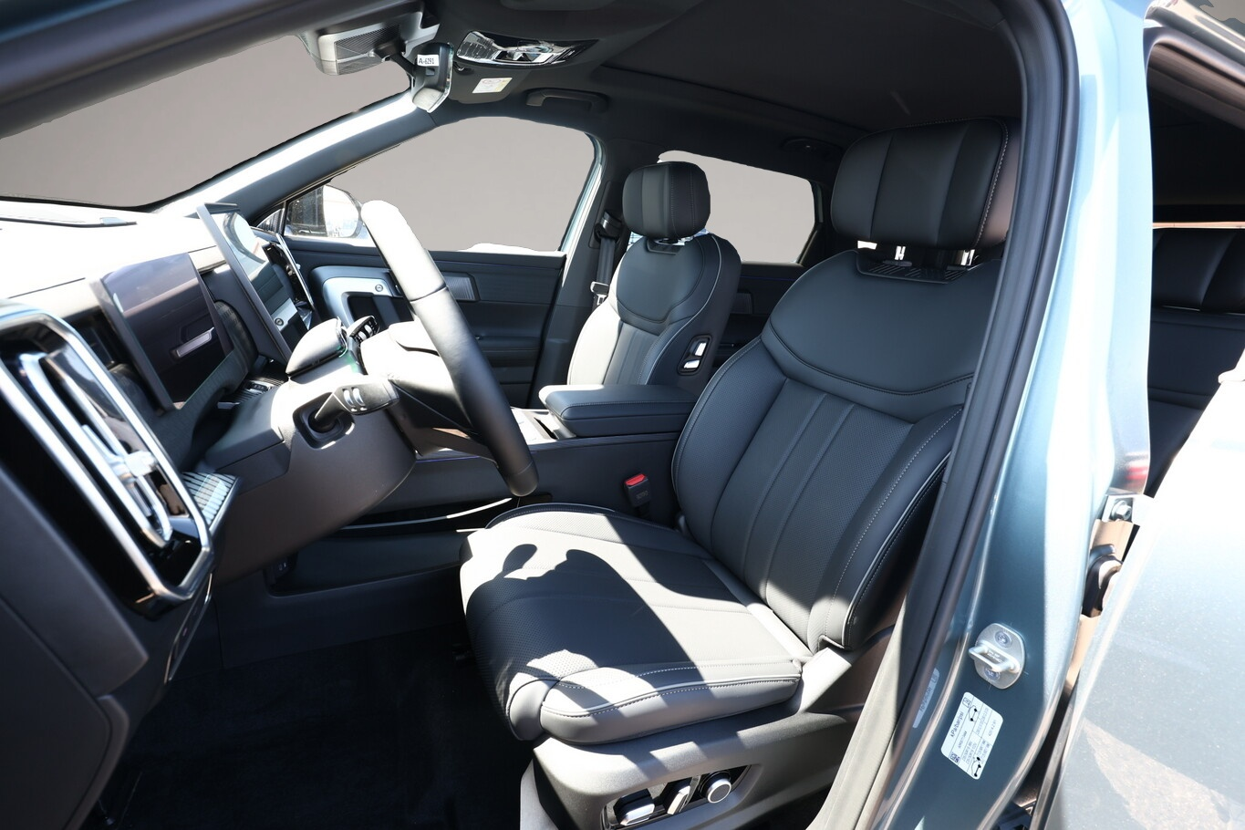 Bild 5 Jaecoo 7 4WD Exclusive Pano ACC Leder 4xSHZ Keyl