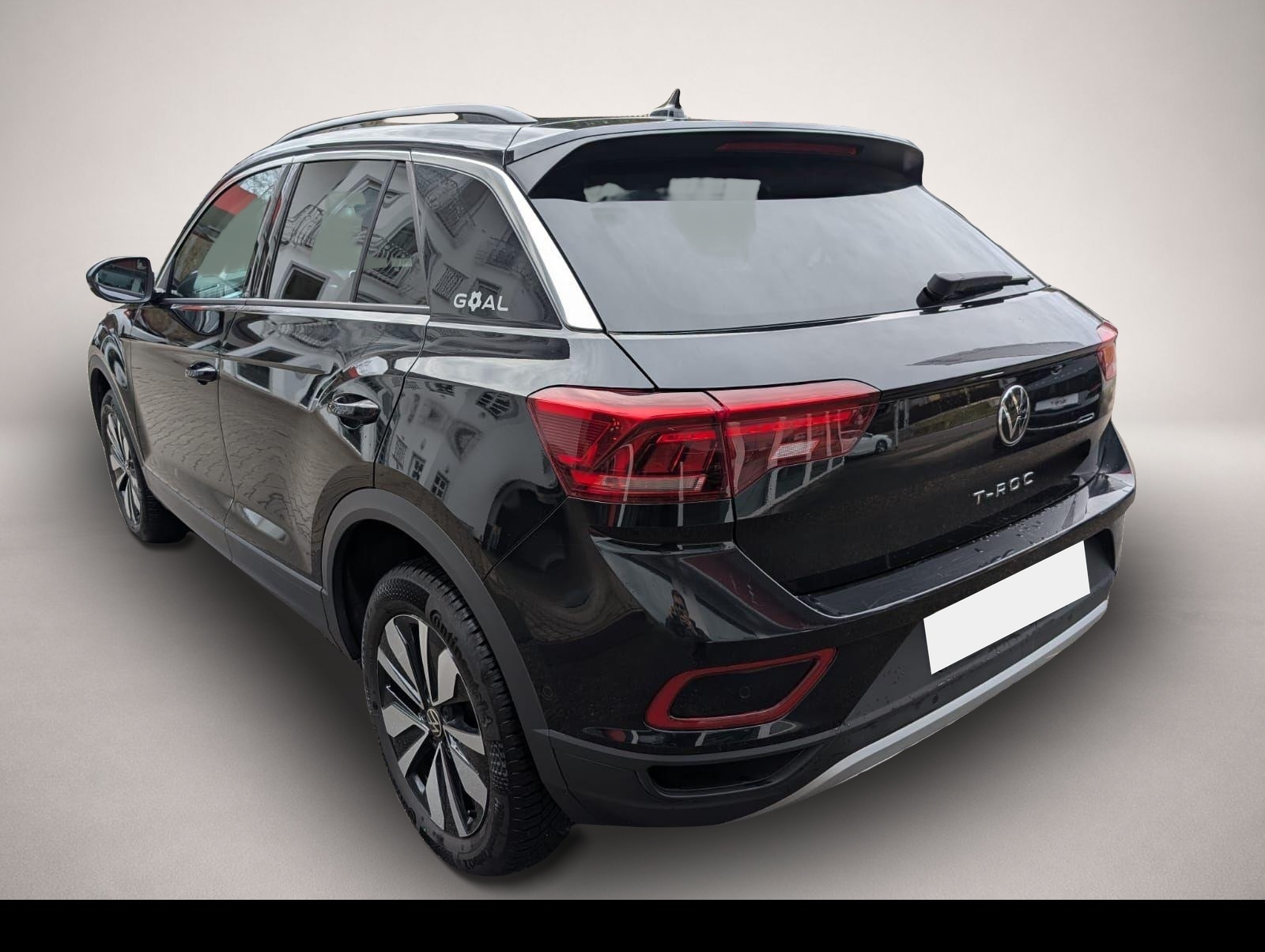 Bild 3 Volkswagen T-Roc 1.5TSI DSG Goal Totwinkel ACC SHZ LED