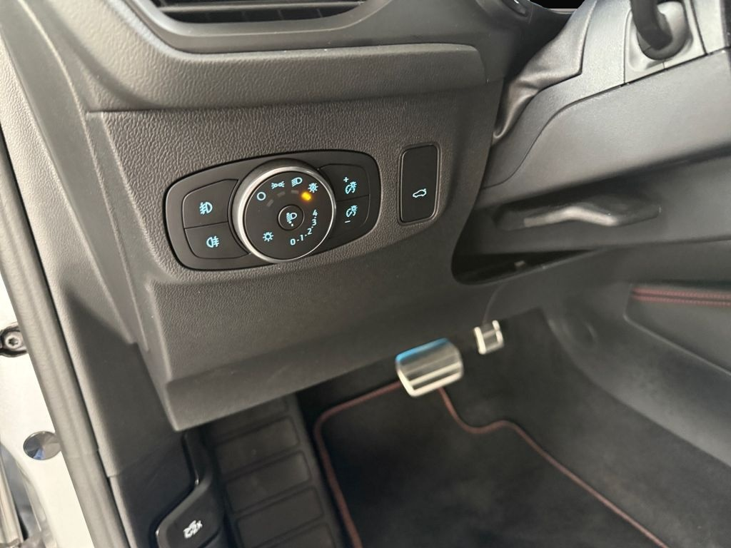 Bild 2 Ford Focus Turnier 1.5 EcoBlue Aut. ST-LINE X *ACC*