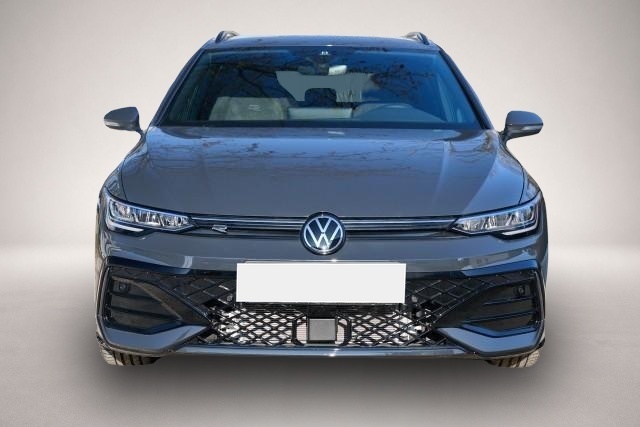 Bild 3 Volkswagen Golf Variant 1.5 eTSI 110kW 7DSG R-LINE