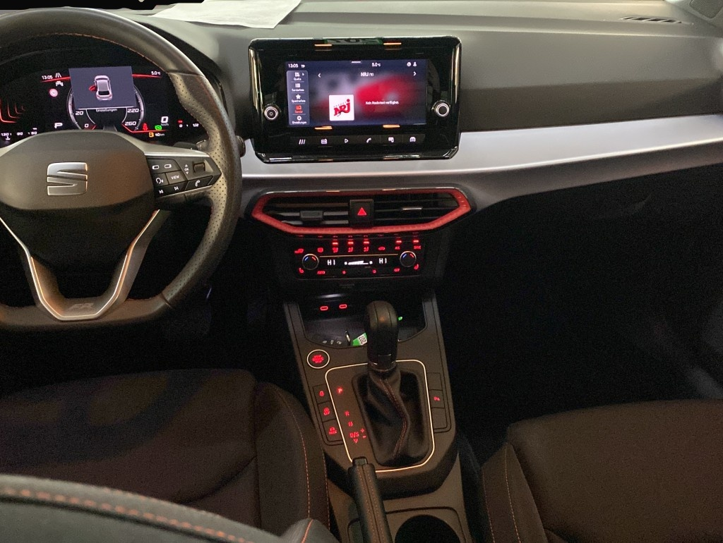 Fotografie 3 des Seat Ibiza 1.0 TSI DSG FR*LED*digital Cockpit*ACC